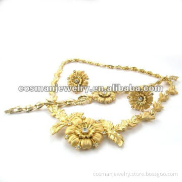 Fashionable custom 18k gold plated jewelry set